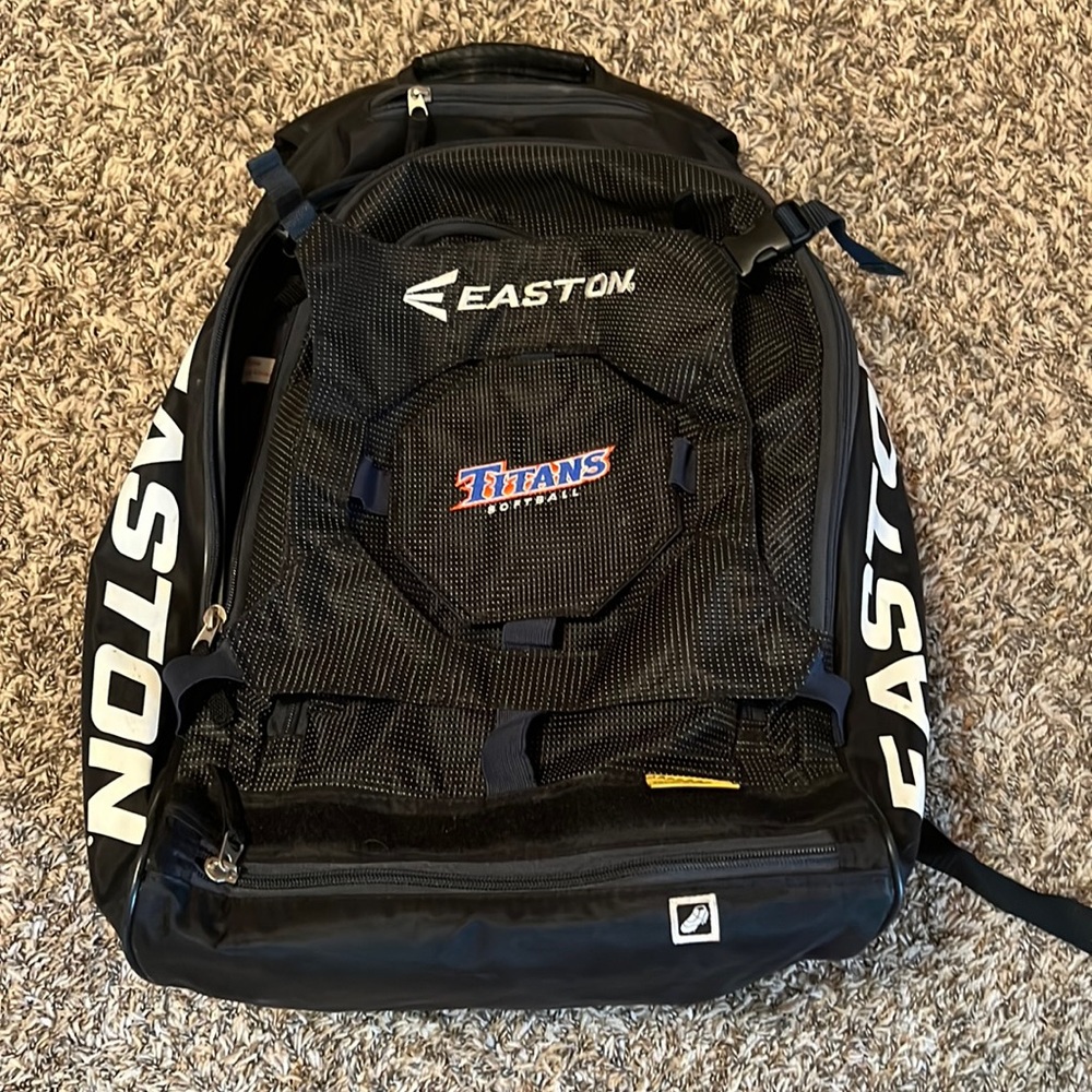 CSUF softball bag